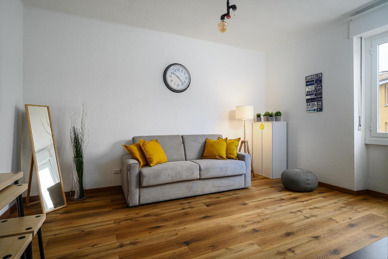 Insubria 8-3Dx - Monolocale Cool Apartment Milano Exterior foto
